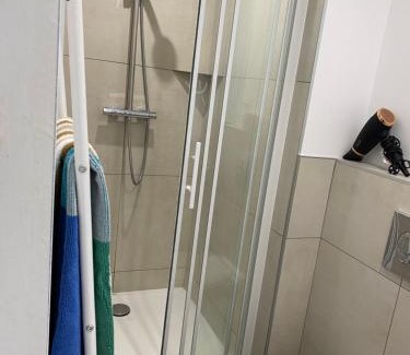 Vandoeuvre-les-Nancy House | Superbe Chambre ParentaleDouche Privée et WC Privés, Wifi, Cuisine Intégrée