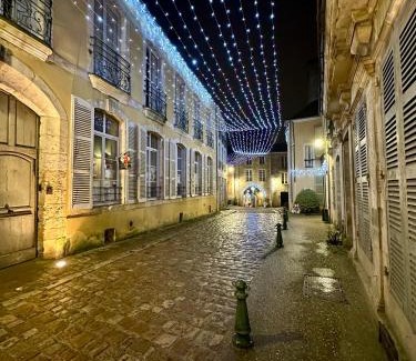 Belleme Apartment | Superbe duplex, Centre historique, 5 personnes