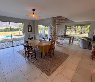 Mesquer Villa | Superbe Maison Mesquer 200 mètres plage 11 pers