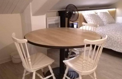 Arbois Apartment | Superbe studio en résidence rue de courcelles
