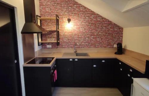 Arbois Apartment | Superbe studio en résidence rue de courcelles