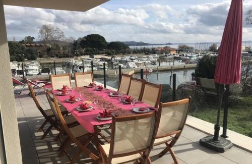 Miramar House | SUPERBE VILLA VUE MER La LONDE LES MAURES Entre HYERES et Le LAVANDOU 4 Etoiles 10 COUCHAGES PISCINE CHAUFFEE