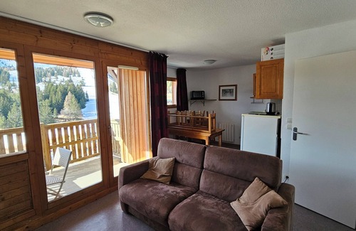 Saint-Etienne-en-Devoluy Apartment | Superdevoluy Apartment 6 sleeps 43 m2, T3 at the foot of the slopes 3 * residence