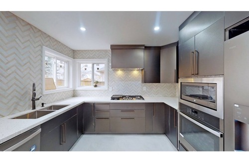 Pickering House | Superhouse for all!