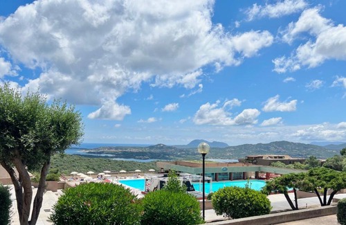 Cugnana Verde Apartment | Superior apartments in Residence with swimming-pool in Cugnana Verde