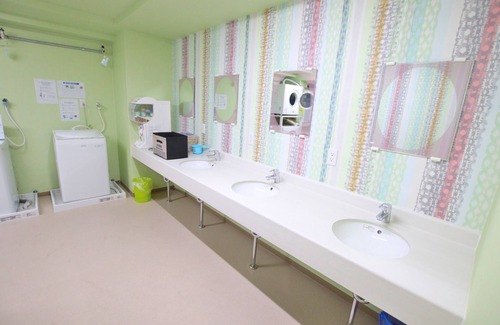 Abeno Apartment | Superior family 3 single beds1 double bedsepara - Room 306/Osaka Ōsaka