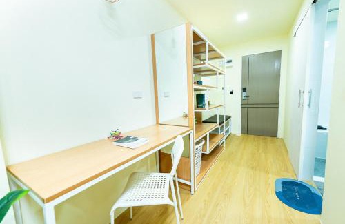 Bang Khlo Apartment | Superior Space Room with Bath