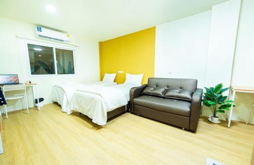 Bang Khlo Apartment | Superior Space Room with Bath