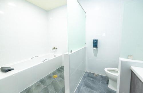 Bang Khlo Apartment | Superior Space Room with Bath