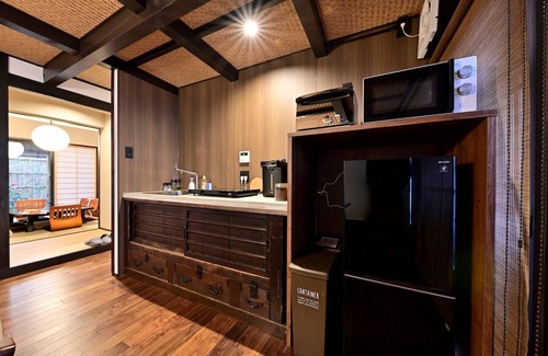 Nishijin Apartment | Superior Villa