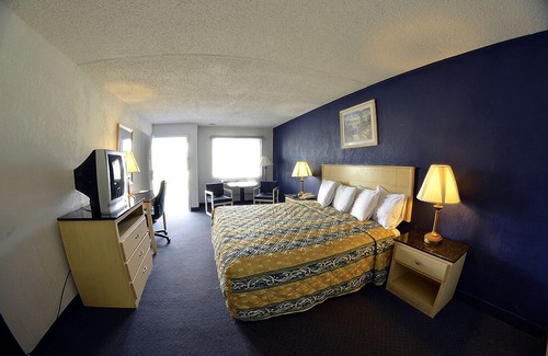 Absecon Hotel | Superlodge Atlantic City Absecon