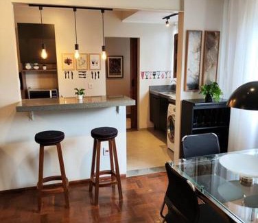 Auxiliadora Apartment | SUPERPRÁTICO-Amplo Apê com Garagem em bairro nobre