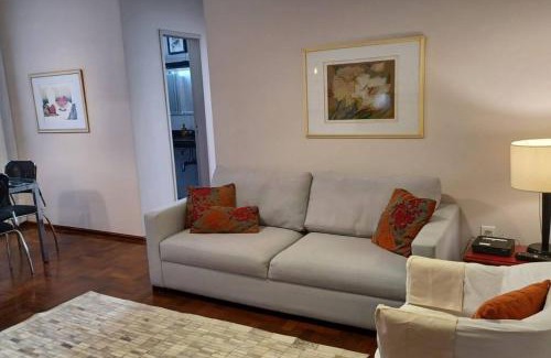Auxiliadora Apartment | SUPERPRÁTICO-Amplo Apê com Garagem em bairro nobre