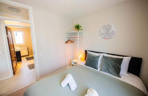 Stratum Apartment | Supreme 75m2 Two-Bedroom Apartment - VW142