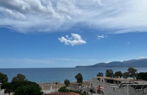 Mavrovouni Apartment | Sur La Mer - SeaSide Apartments