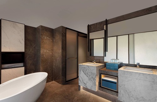 Surat Hotel | Surat Marriott Hotel