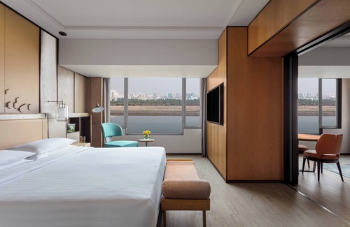 Surat Hotel | Surat Marriott Hotel