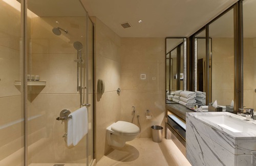 Surat Hotel | Surat Marriott Hotel