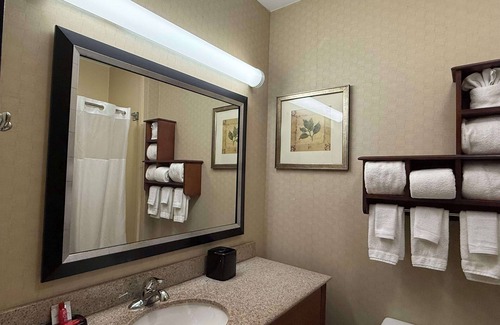 Forsyth Hotel | SureStay by Best Western Forsyth Decatur