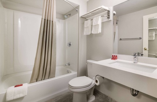 Lewiston Hotel | SureStay Hotel by Best Western Lewiston