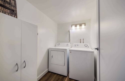 Rossland Hotel | SureStay Hotel by Best Western Rossland Red Mountain