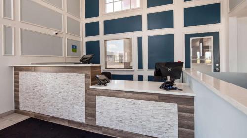 Olathe Hotel | SureStay Hotel By Best Western Olathe