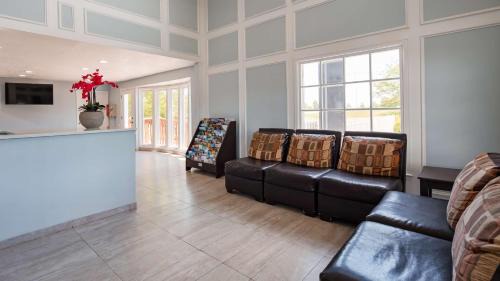 Olathe Hotel | SureStay Hotel By Best Western Olathe