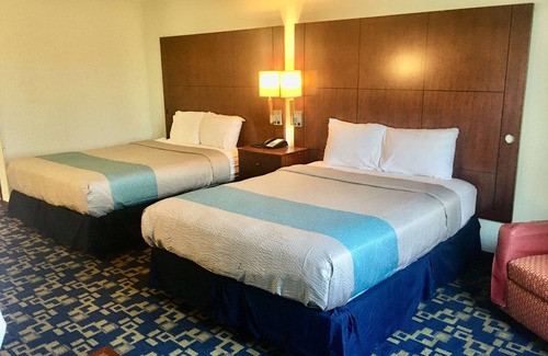 Oakland Hotel | SureStay Hotel by Best Western Weimar