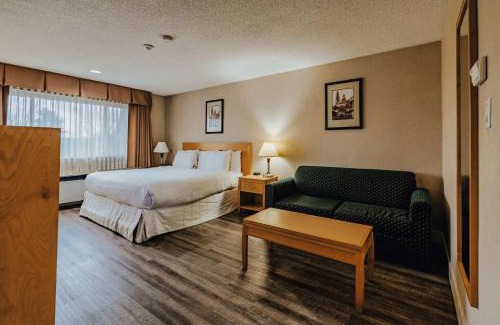 Coquitlam Hotel | SureStay Plus by Best Western Coquitlam