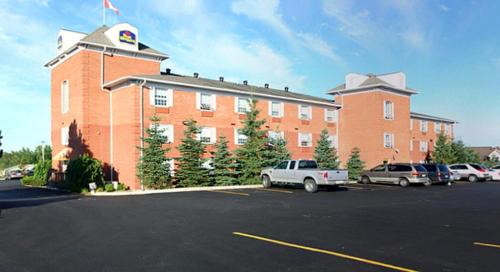 Kincardine Hotel | SureStay Plus Hotel by Best Western Kincardine