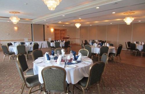 Kincardine Hotel | SureStay Plus Hotel by Best Western Kincardine