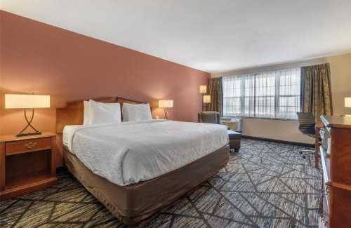 Auburn Hotel | SureStay Plus Hotel by Best Western Auburn