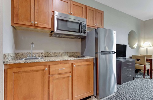 Owasso Hotel | SureStay Plus Hotel by Best Western Owasso Tulsa North
