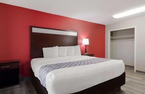 North San Antonio - SAT Hotel | SureStay Plus Hotel by Best Western San Antonio North