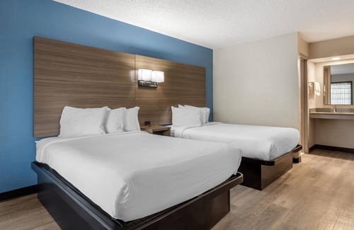 Victoria Hotel | Surestay Studio By Best Western Victoria
