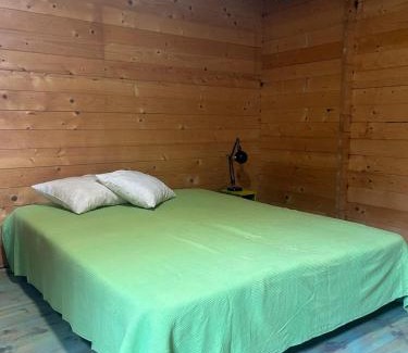 Charneca de Caparica e Sobreda Cabin | Surf Camp Ecológico