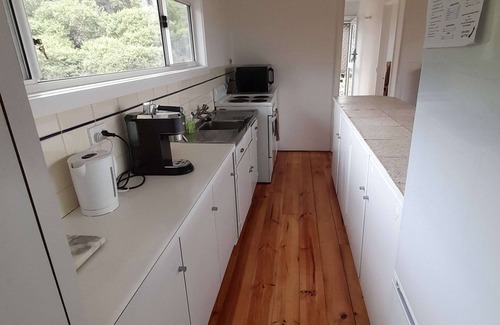 Venus Bay House | Surf Charm - beautiful holiday home is just a few minutes' walk to the beach