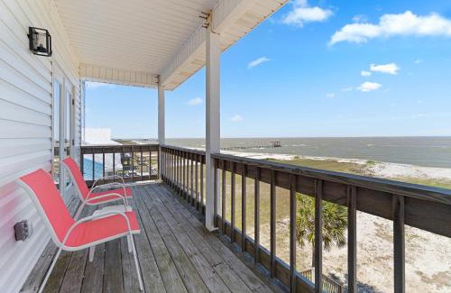 Dauphin Island House | Surf N' Turf
