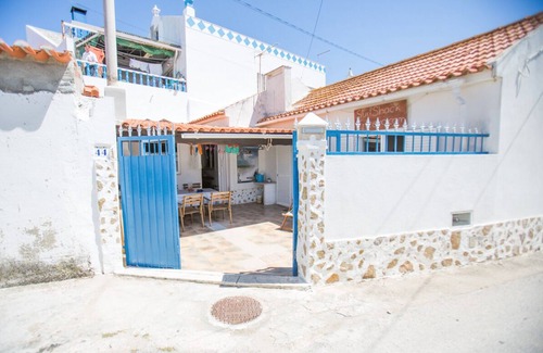 Mafra House | Surf Shack - 3 bedrooms - 900m from the beach