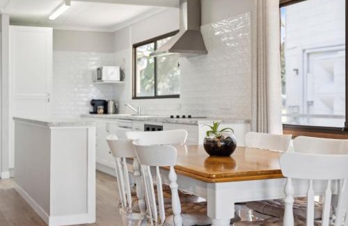Arrawarra Headland House | Surf Shack