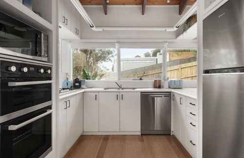 Torquay House | Surfcoast Soul - Stylish Dog Friendly Retreat