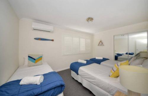Surfers Paradise Villa | Surfers Reflections Amazing views from your spa!