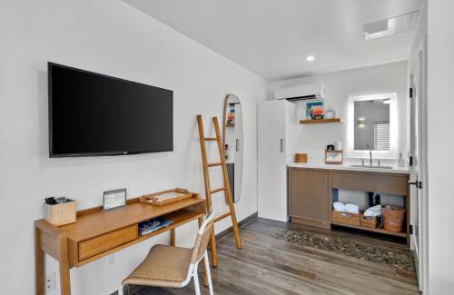 Leucadia Hotel | Surfhouse