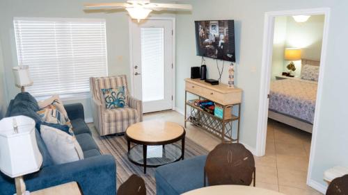 Coffeyville Apartment | Surfside II #109 home