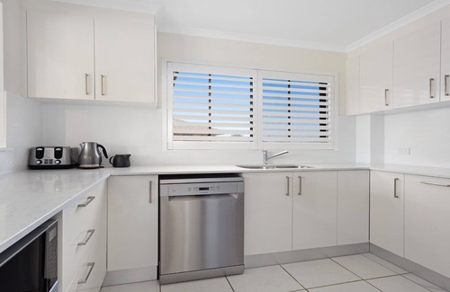 Forster Apartment | Surfspray 4 - Pebbly Beach