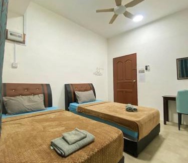 Gana-Gana Hotel | Suria Paradise Lodge