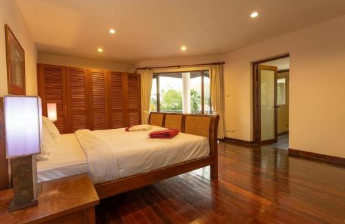 Cherngtalay House | Surin 4-Bed Luxury Retreat with Private Pool V131