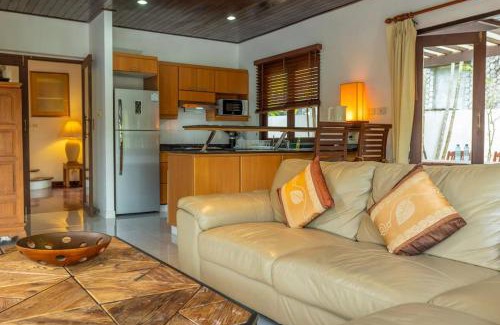 Cherngtalay House | Surin 4-Bed Luxury Retreat with Private Pool V131