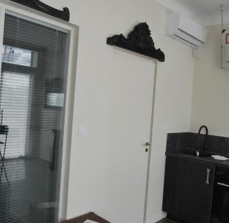Dobree-Bon Port Apartment | SURPRENANTES - Hôtel Inattendu