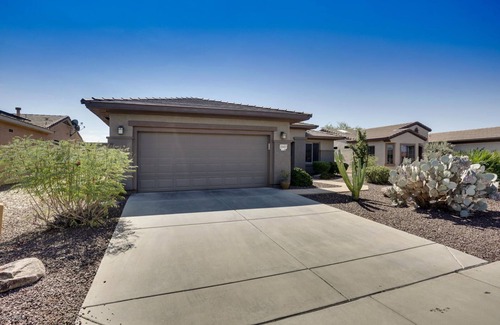 Surprise House | Surprise Home in Grand 3 Bdrm, 2 Bath in 55+ community, near Spring Training